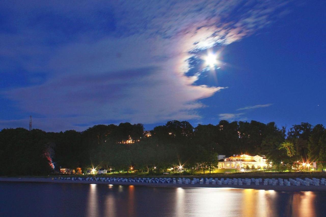 Strandnah, Balkon, Ahoi Erlebnisbad Gratis In Sellin - Strandresidenz Brandenburg Fewo 36 ゲーレン エクステリア 写真