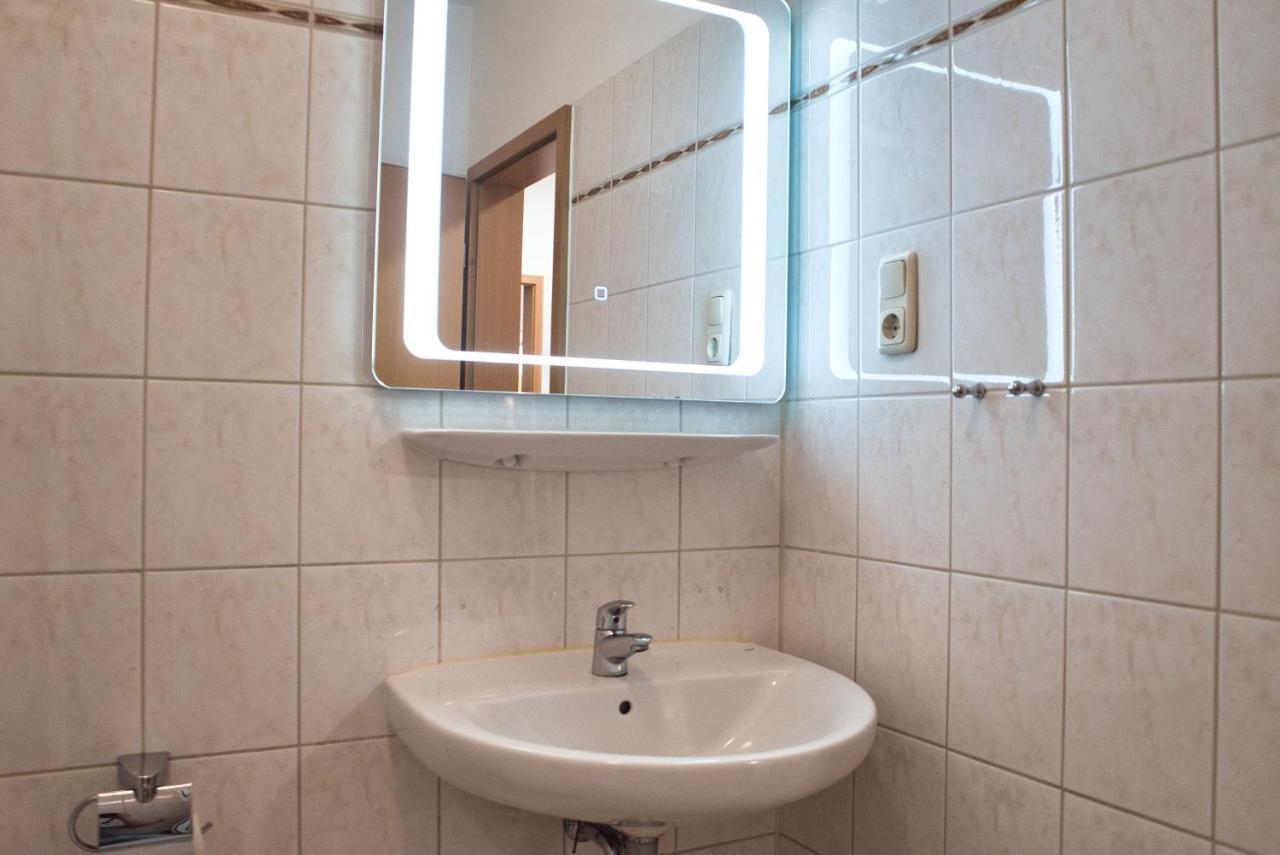 Strandnah, Balkon, Ahoi Erlebnisbad Gratis In Sellin - Strandresidenz Brandenburg Fewo 36 ゲーレン エクステリア 写真